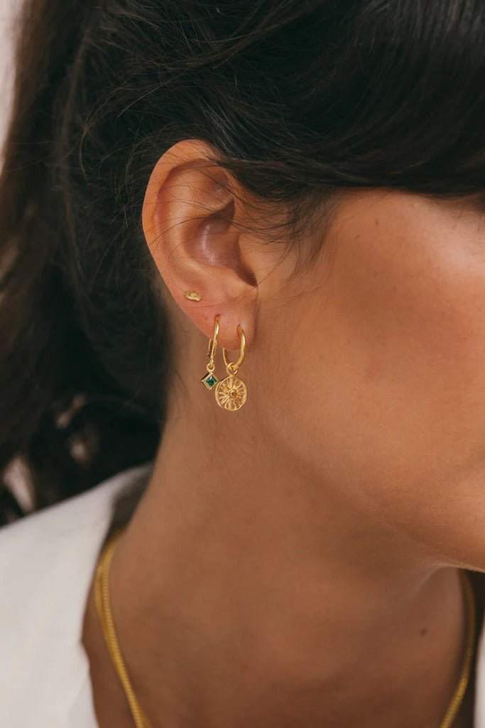 Hamsa Hand Ohrstecker Gold - Wildthings Collectables - MALA - The Concept Store