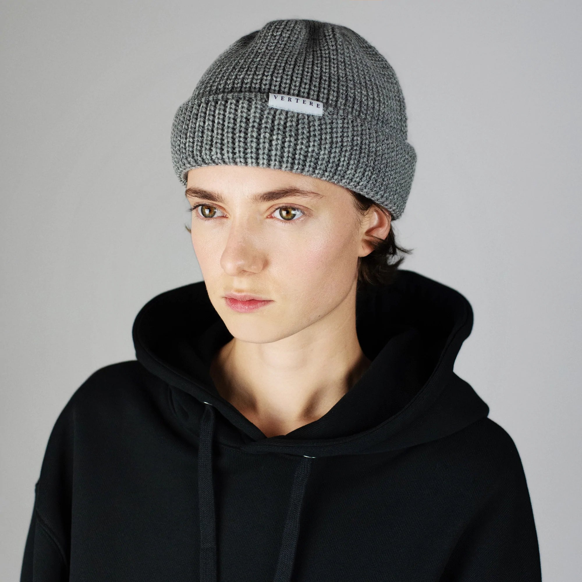 Kurze Beanie aus Wolle - Vetere Berlin - MALA - The Concept Store
