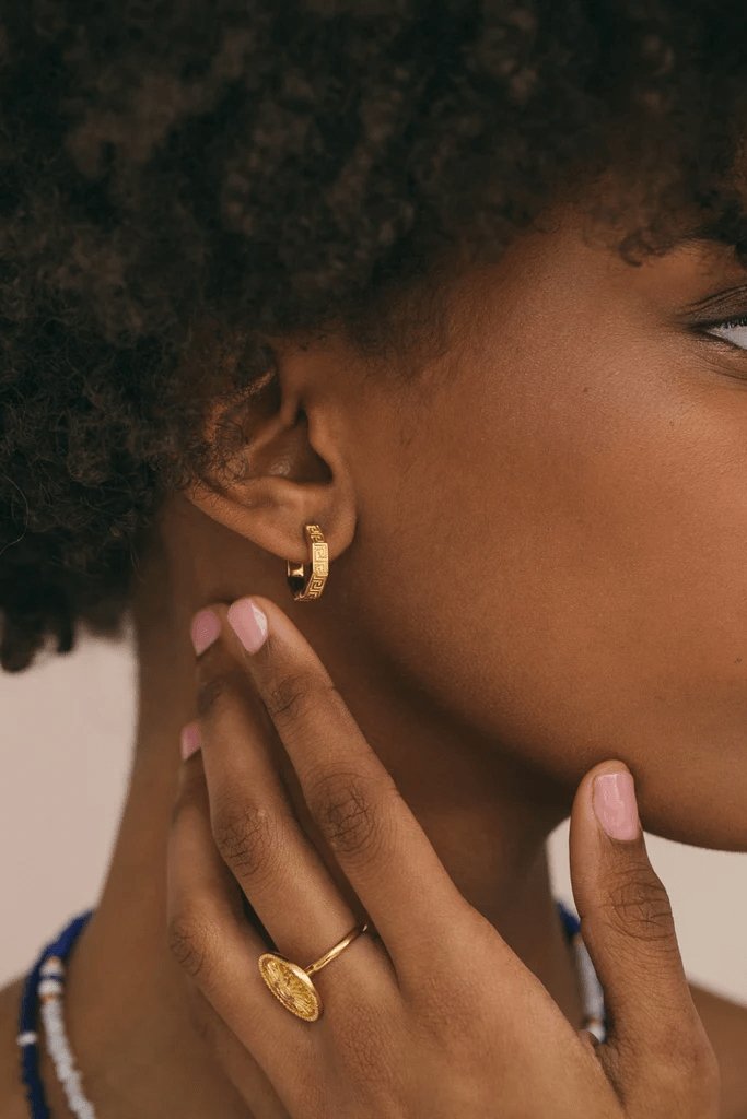 Meander Hexagon Ohrring Gold - Wildthings Collectables - MALA - The Concept Store