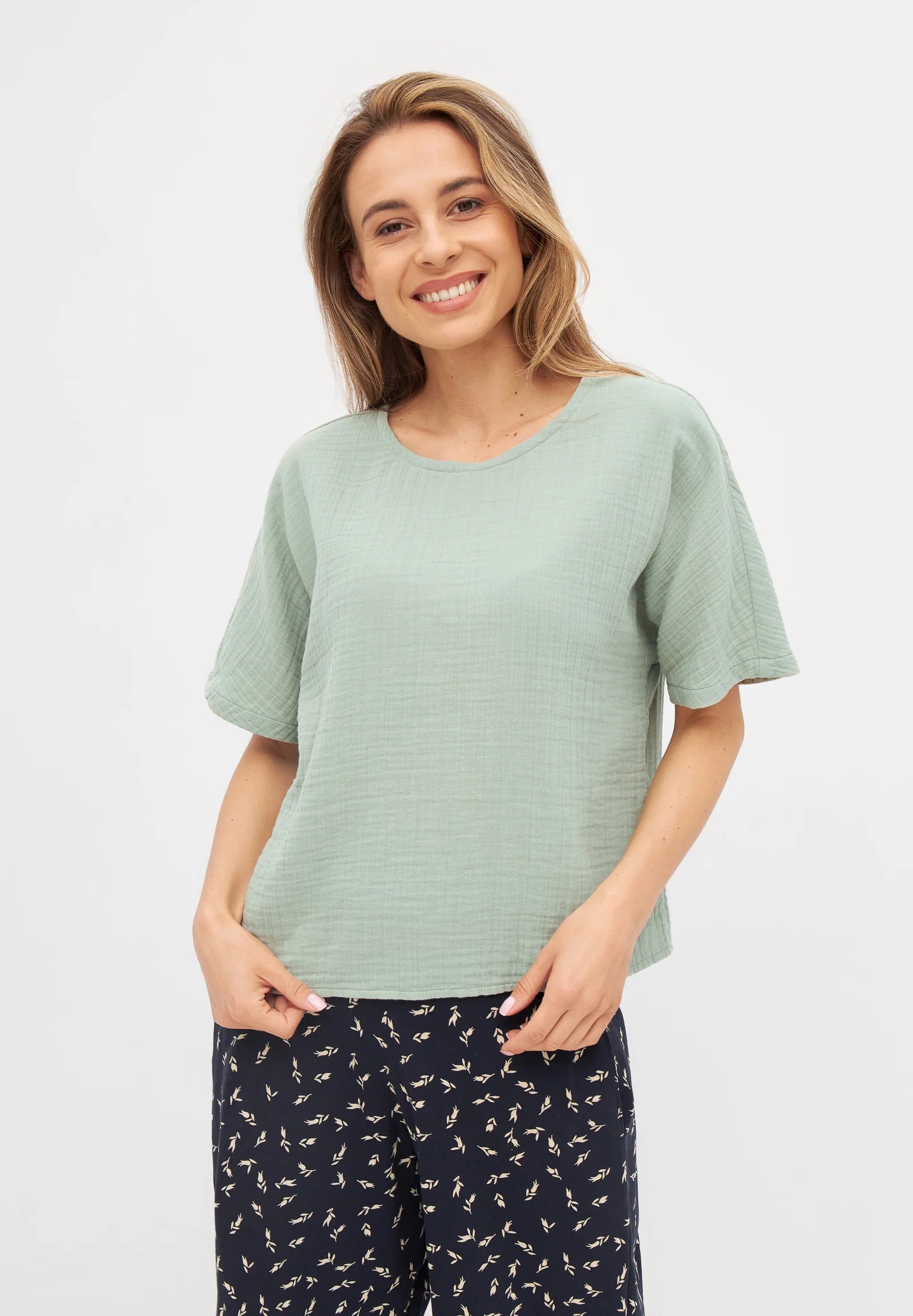 Pina T-Shirt in Sage - Givn Berlin - MALA - The Concept Store