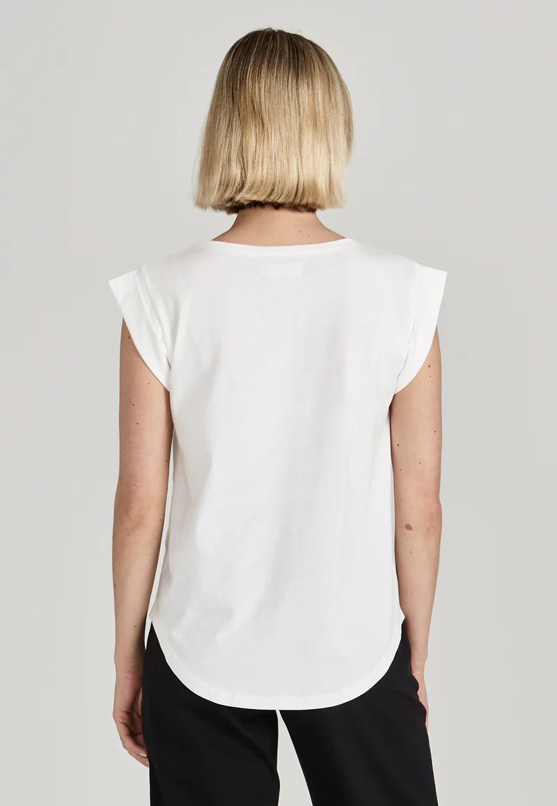 Capri T-Shirt in White - Givn Berlin - MALA - The Concept Store